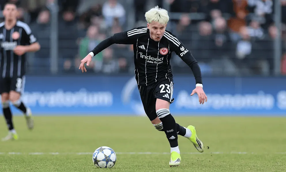 江南体育网页版-法鹰准备下赛季提拔16岁中场完成德甲首秀；皇马等多队关注