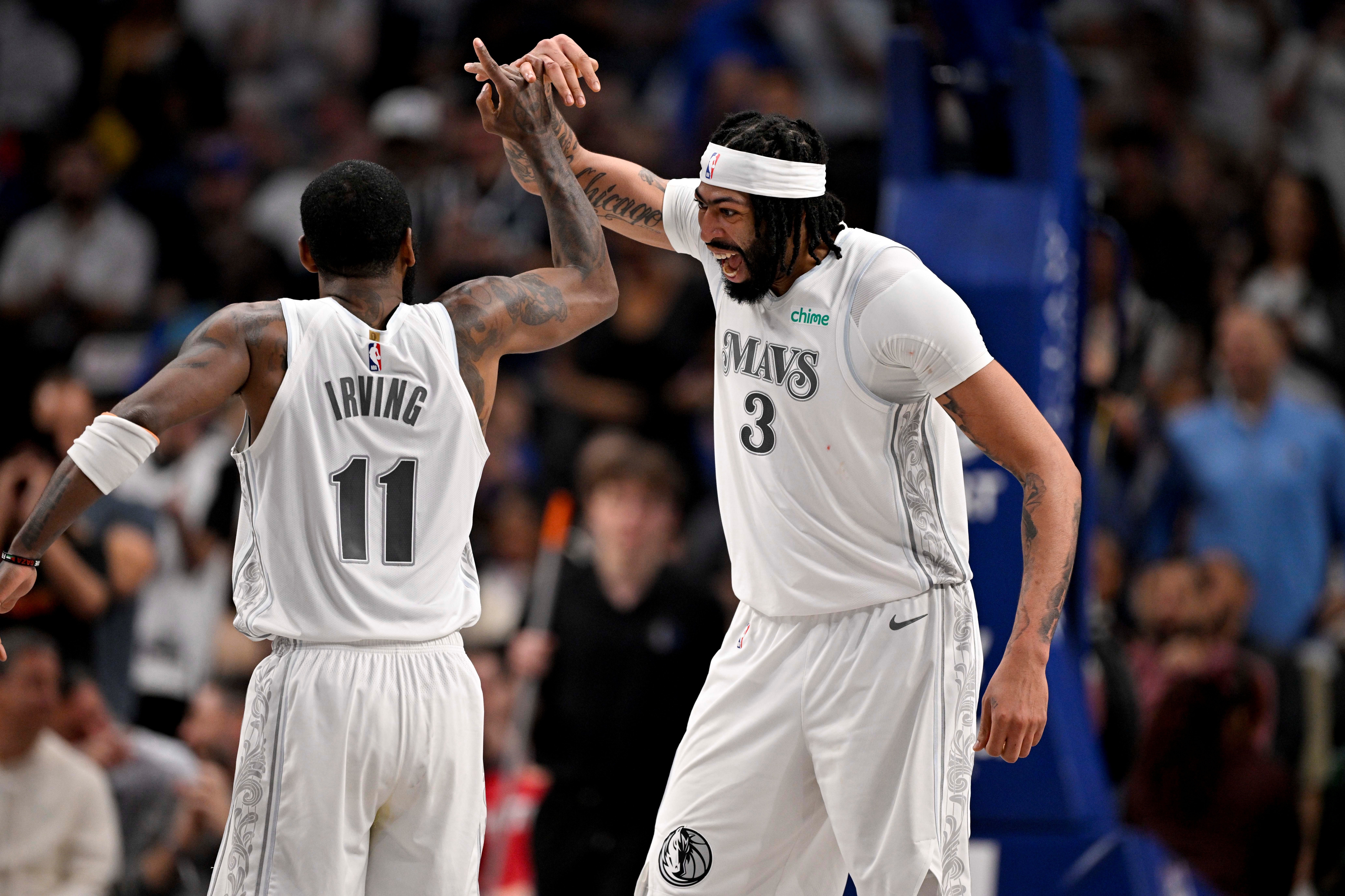 江南体育登录入口-浓眉:我和欧文唯一合体那场让球迷短暂忘了卢卡 但随后我就伤了