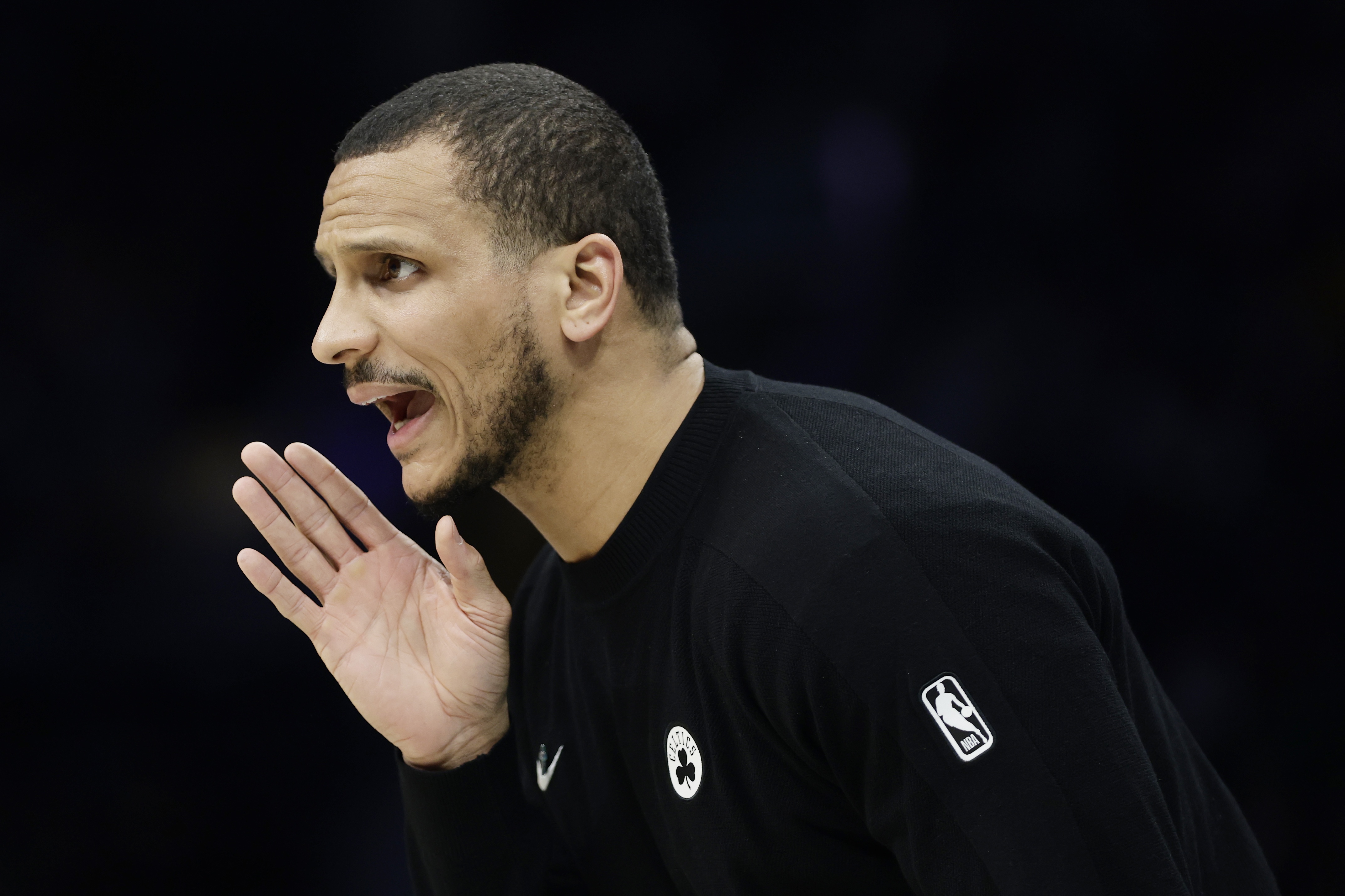 江南体育中心-最佳教练概率:马祖拉69%居首 比克斯塔夫39%第二 米奇3%